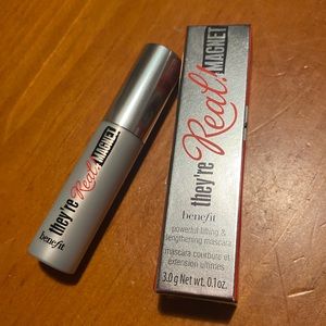 Benefit They’re Real Magnet Mascara